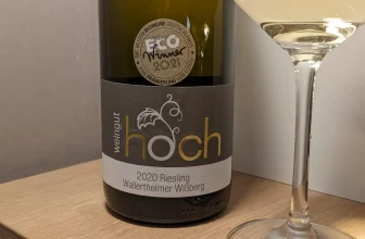 Wein-Tasting Wallertheimer Wi&szlig;berg Riesling Lagenwein trocken &ndash; Weingut Hoch - Weinjoker